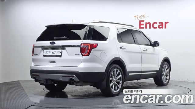 Ford Explorer 2.3 Limited 4WD 5th 2017 — фото 2