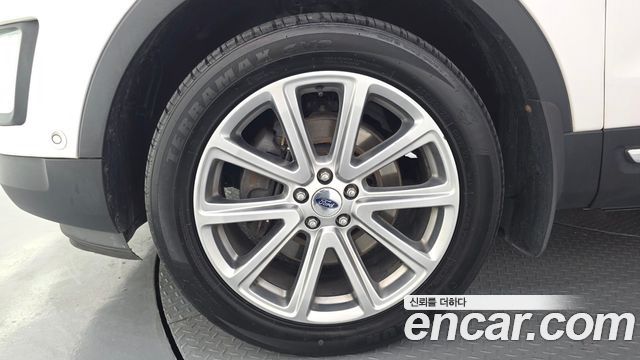 Ford Explorer 2.3 Limited 4WD 5th 2017 — фото 5