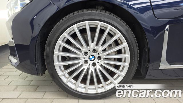 BMW 7 Series (G11) 745e iPerformance Design Pure Excellence 2020 — фото 5