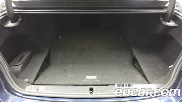 BMW 7 Series (G11) 745e iPerformance Design Pure Excellence 2020 — фото 24