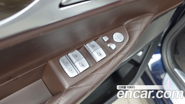BMW 7 Series (G11) 745e iPerformance Design Pure Excellence 2020 — фото 35