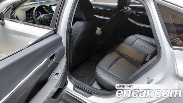Hyundai Sonata (DN8) 2.0 LPG(rental car) Premium 2023 — фото 11