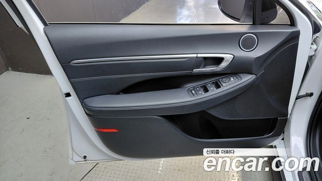 Hyundai Sonata (DN8) 2.0 LPG(rental car) Premium 2023 — фото 24
