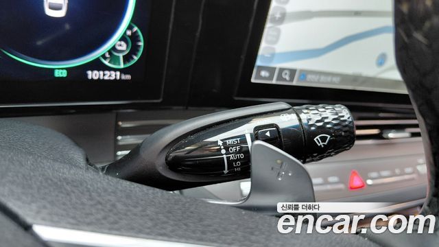 Hyundai Grandeur Hybrid (IG) Premium 2023 — фото 19