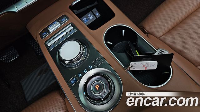 Genesis GV70 2.5T Gasoline 2WD 2024 — фото 9