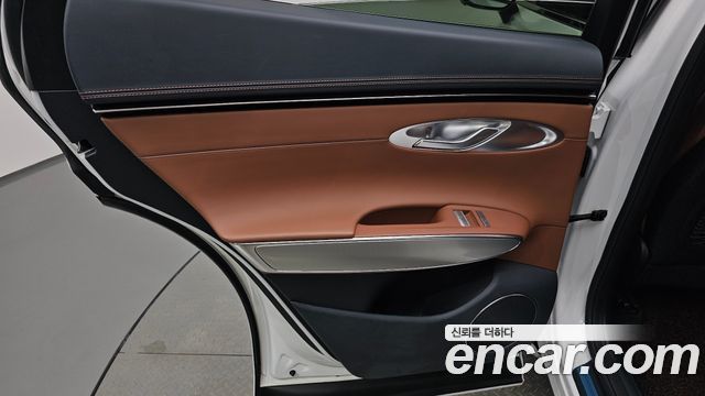 Genesis GV70 2.5T Gasoline 2WD 2024 — фото 31