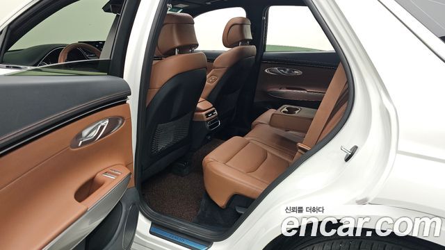 Genesis GV70 2.5T Gasoline 2WD 2024 — фото 32
