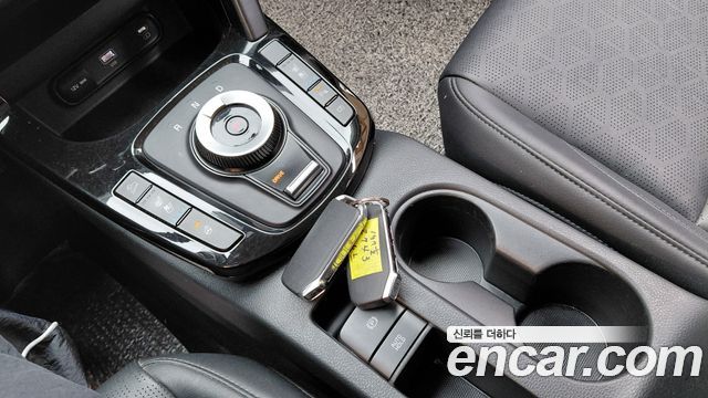 Kia Seltos Gasoline 2.0 2WD Signature 2023 — фото 9