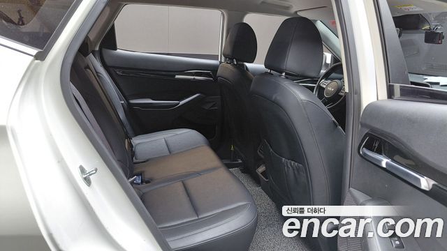 Kia Seltos Gasoline 2.0 2WD Signature 2023 — фото 12