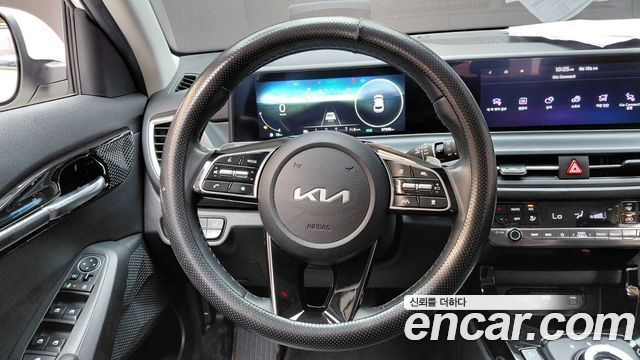 Kia Seltos Gasoline 2.0 2WD Signature 2023 — фото 14