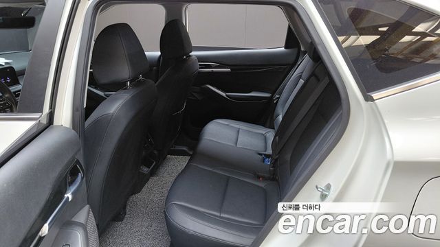 Kia Seltos Gasoline 2.0 2WD Signature 2023 — фото 17
