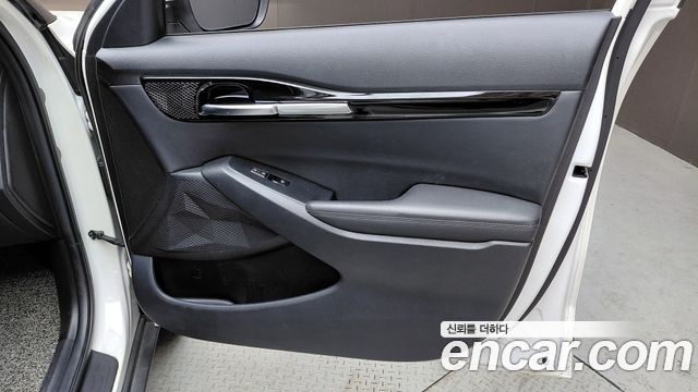 Kia Seltos Gasoline 2.0 2WD Signature 2023 — фото 24