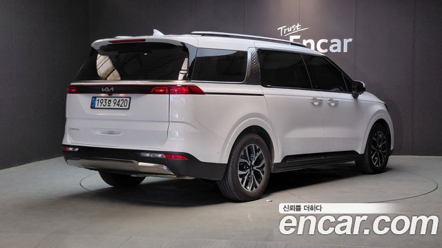 Kia Carnival (IV) Gasoline 9-Seater Noblesse 2023 — фото 2