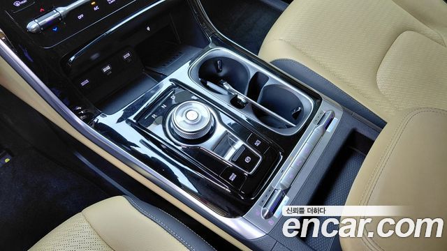 Kia Carnival (IV) Gasoline 9-Seater Noblesse 2023 — фото 9