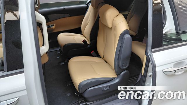 Kia Carnival (IV) Gasoline 9-Seater Noblesse 2023 — фото 18
