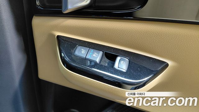 Kia Carnival (IV) Gasoline 9-Seater Noblesse 2023 — фото 29