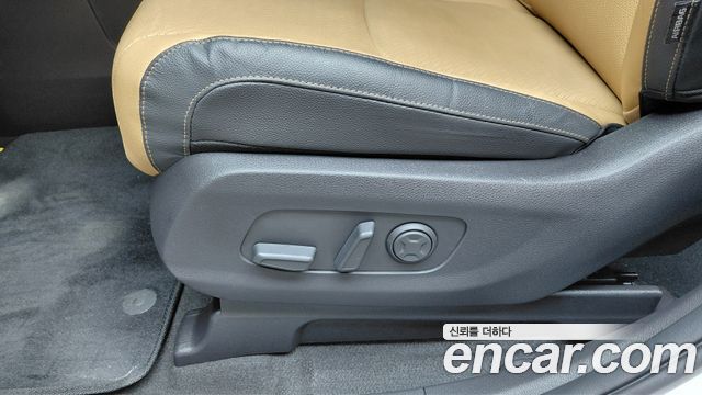 Kia Carnival (IV) Gasoline 9-Seater Noblesse 2023 — фото 31