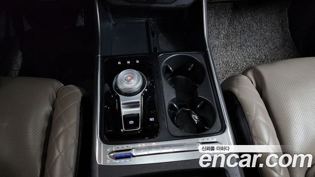 Kia Carnival (IV) Gasoline 9-Seater Hi Limousine (7-seater Limousine(Special vehicle) 2025 — фото 9