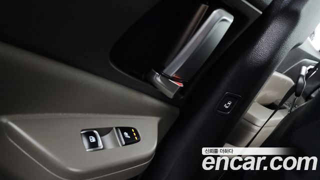 Kia Carnival (IV) Gasoline 9-Seater Hi Limousine (7-seater Limousine(Special vehicle) 2025 — фото 35