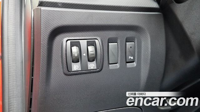 Renault Korea QM3 RE Signature 2015 — фото 14