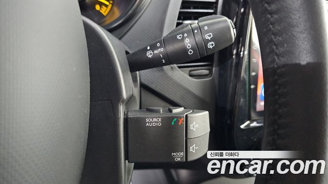 Renault Korea QM3 RE Signature 2015 — фото 17