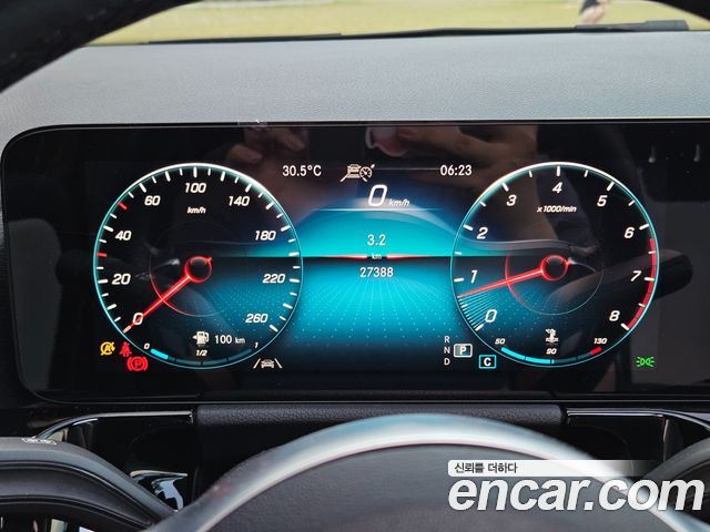 Mercedes-Benz GLA-Class (H247) GLA250 4MATIC 2021 — фото 15