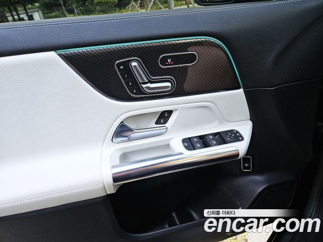 Mercedes-Benz GLA-Class (H247) GLA250 4MATIC 2021 — фото 19
