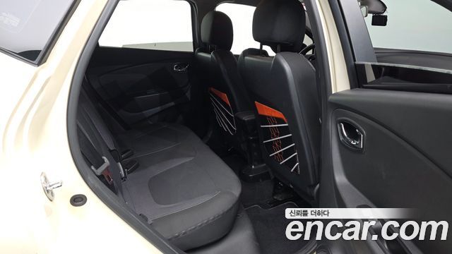 Renault Korea QM3 LE 2016 — фото 12