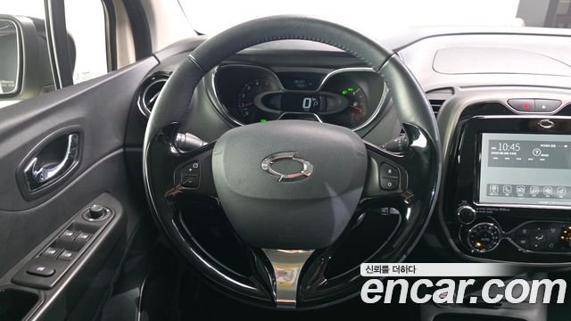 Renault Korea QM3 LE 2016 — фото 13