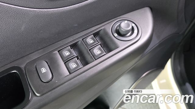Renault Korea QM3 LE 2016 — фото 16