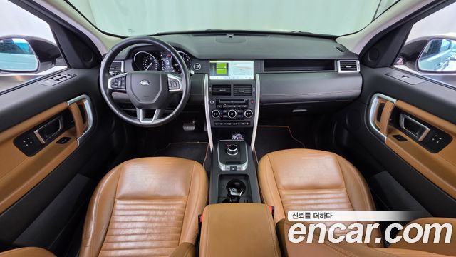 Land Rover Discovery Sport 2.0 TD4 HSE Luxury 2018 — фото 7