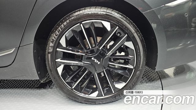 Kia K8 2.5 Gasoline 2WD Signature 2025 — фото 21