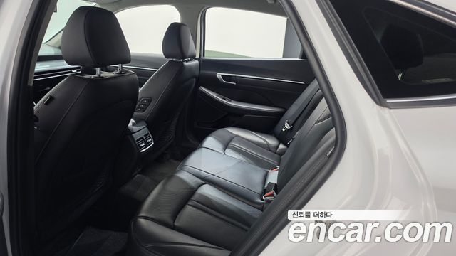 Hyundai Sonata The Edge (DN8) 2.0 Premium 2024 — фото 24