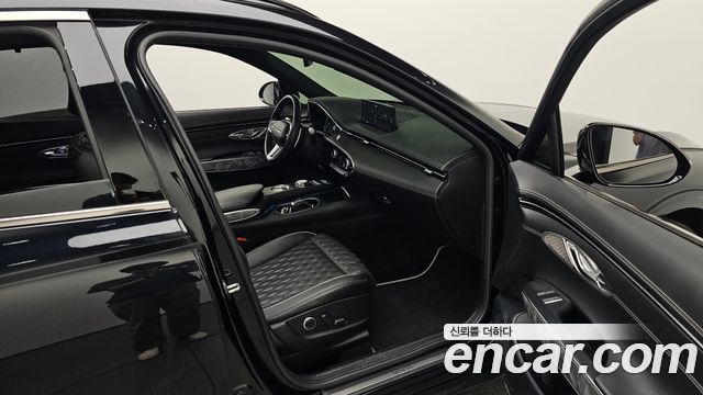 Genesis GV70 2.2 Diesel AWD 2022 — фото 15