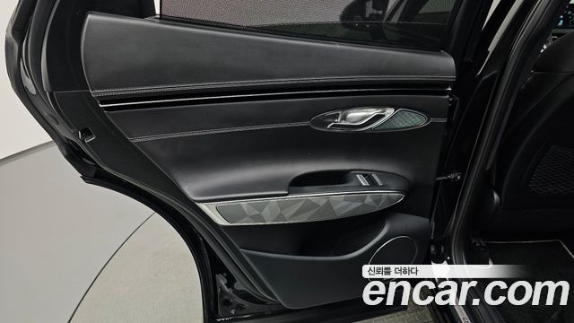 Genesis GV70 2.2 Diesel AWD 2022 — фото 31