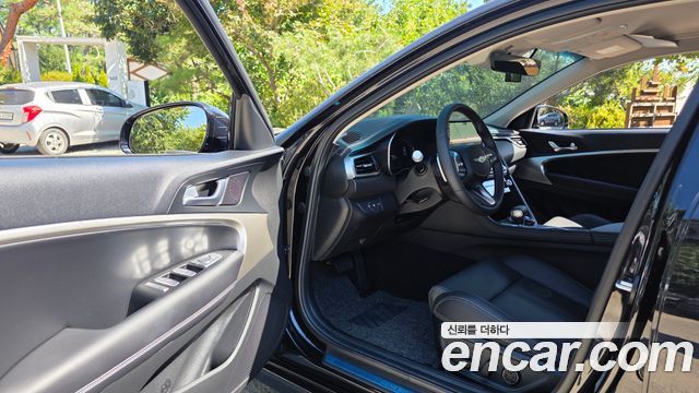 Genesis G70 Gasoline 2.5T 4WD 2025 — фото 10