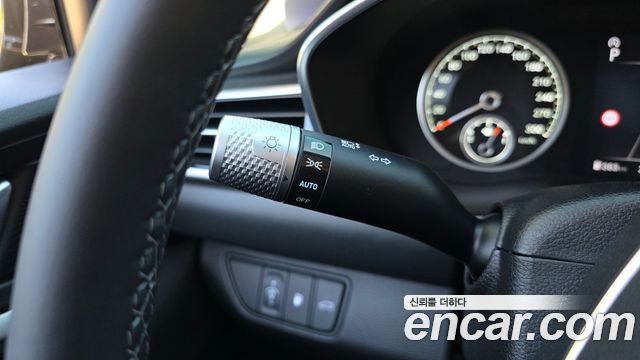 Genesis G70 Gasoline 2.5T 4WD 2025 — фото 27