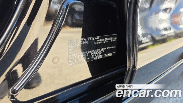 Genesis G70 Gasoline 2.5T 4WD 2025 — фото 30