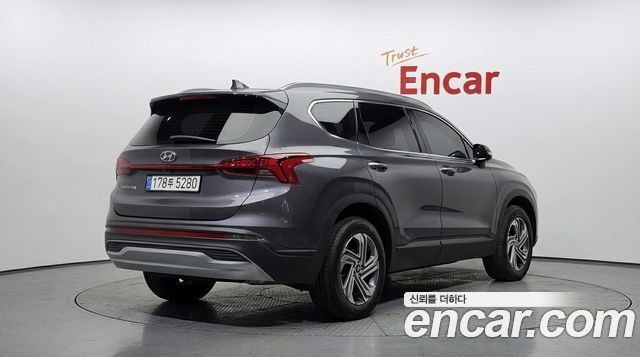 Hyundai Santa Fe Diesel 2.2 2WD Exclusive 2023 — фото 2
