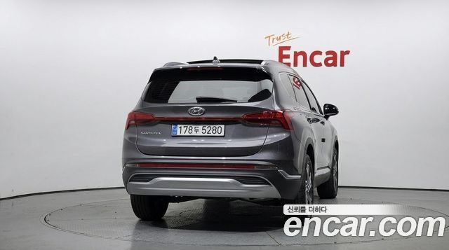 Hyundai Santa Fe Diesel 2.2 2WD Exclusive 2023 — фото 4