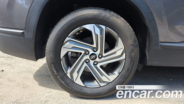 Hyundai Santa Fe Diesel 2.2 2WD Exclusive 2023 — фото 5