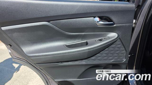 Hyundai Santa Fe Diesel 2.2 2WD Exclusive 2023 — фото 25