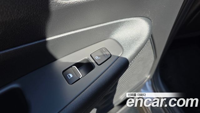 Hyundai Santa Fe Diesel 2.2 2WD Exclusive 2023 — фото 27