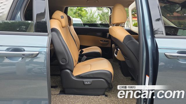 Kia Carnival (IV) Gasoline 9-Seater Signature 2022 — фото 11