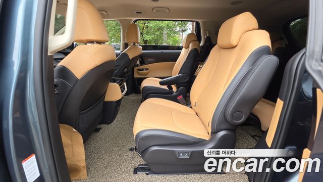 Kia Carnival (IV) Gasoline 9-Seater Signature 2022 — фото 12