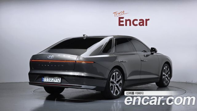 Hyundai Grandeur Hybrid (GN7) Exclusive 2023 — фото 2