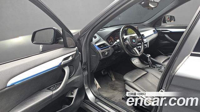 BMW X1 (F48) xDrive 20d M Sport package 2016 — фото 10