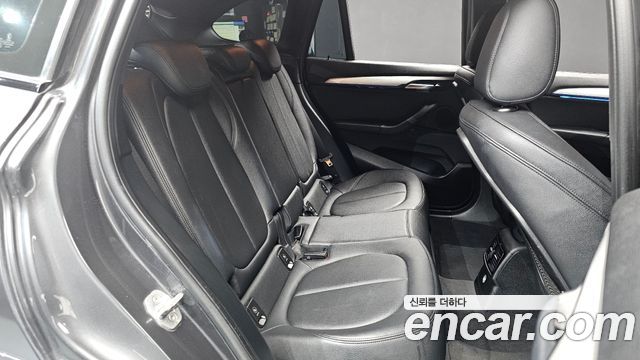 BMW X1 (F48) xDrive 20d M Sport package 2016 — фото 15