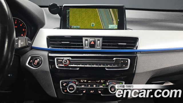 BMW X1 (F48) xDrive 20d M Sport package 2016 — фото 18
