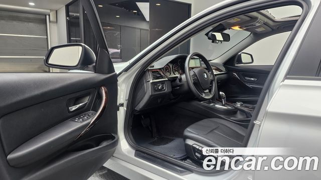 BMW 3 Series (F30) 320d 2014 — фото 10